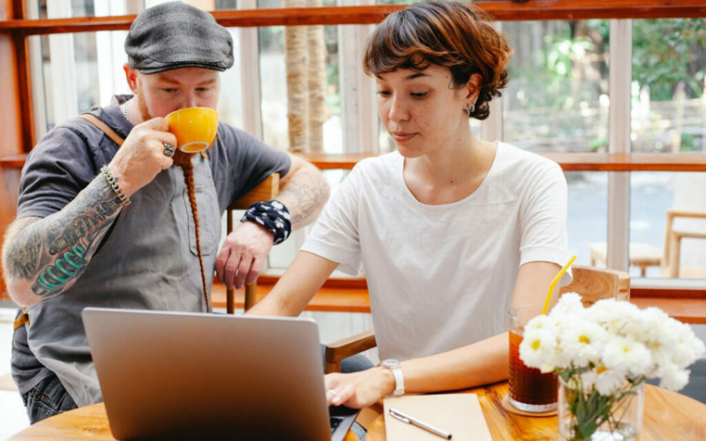 Pięć kluczowych elementów budowania zdalnych zespołów technicznych