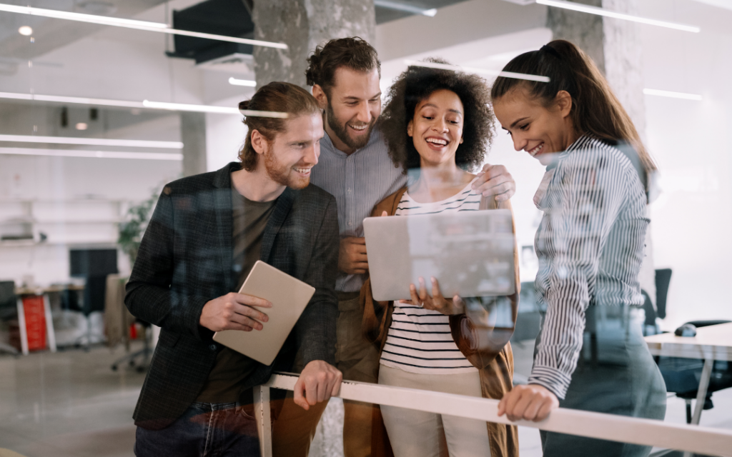 Embedded Recruitment w IT: kompleksowy przewodnik dla firm technologicznych